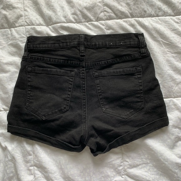 Garage Shorts - Picture 2 of 3